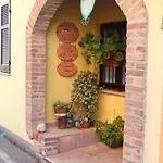 Tra... Monti E Vigne Panzió 4*