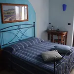 Tra... Monti E Vigne Oda ve Kahvaltı 4*