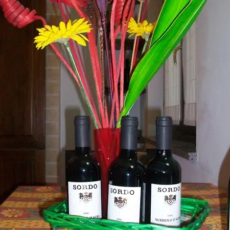 Frühstückspension Tra... Monti E Vigne 4*