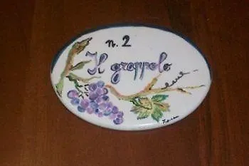 Tra... Monti E Vigne Bed & Breakfast 3*