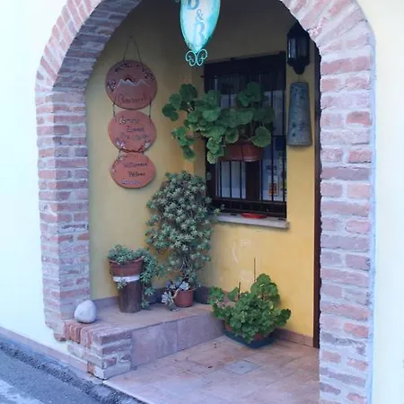 Tra... Monti E Vigne Bed & Breakfast