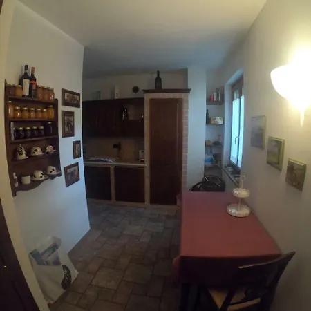 Tra... Monti E Vigne Frühstückspension