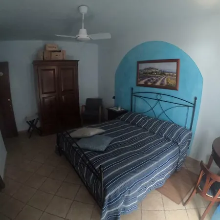 Bed & Breakfast Tra... Monti E Vigne La Morra