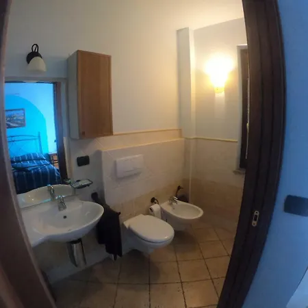 Bed & Breakfast Tra... Monti E Vigne 3*